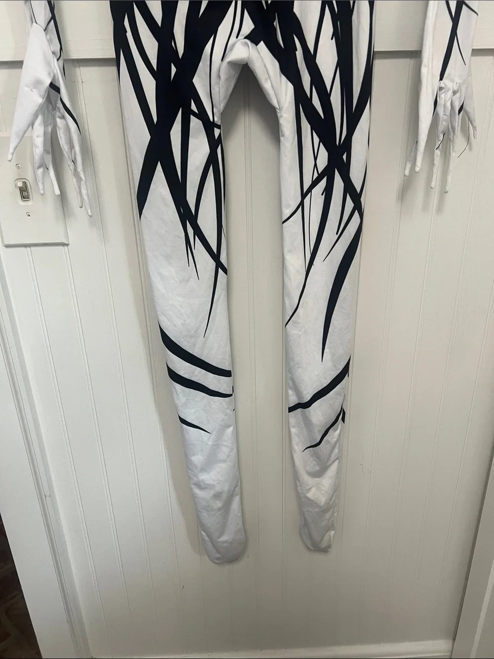 Boys morphsuits Zalgo costume size, large, white, and black Halloween size large